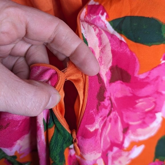 Lulu's Romper Sweetest Song Orange Floral Print Backless Long Sleeve NWT - Picture 14 of 16